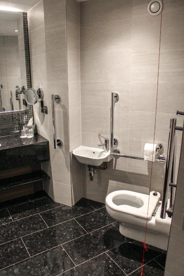Crowne Plaza London Heathrow T4 By Ihg Hotel Hillingdon kerület Kültér fotó