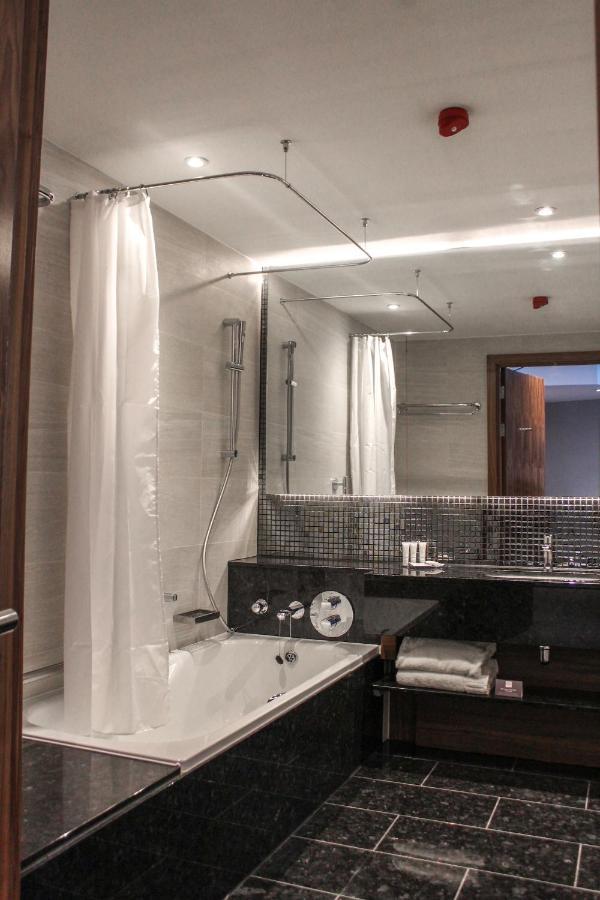 Crowne Plaza London Heathrow T4 By Ihg Hotel Hillingdon kerület Kültér fotó